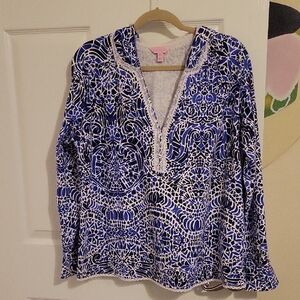 Lily Pulitzer 96% cotton Blue and White v-neck pullover hoodie SzXL